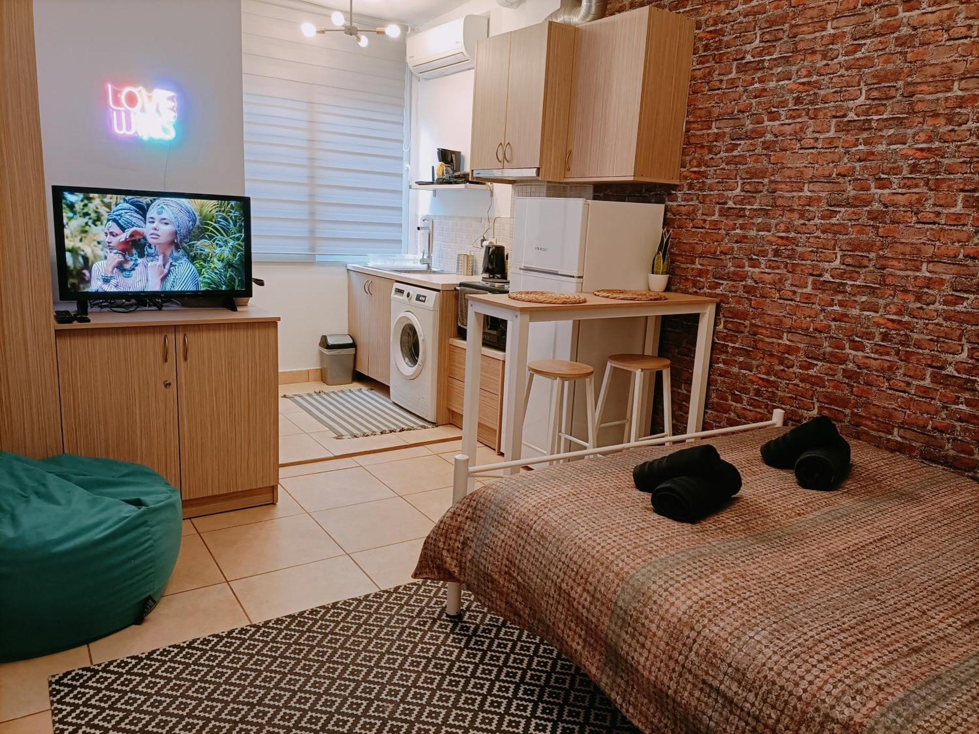 Thess Vibes @ City Center Thessaloníki Ngoại thất bức ảnh